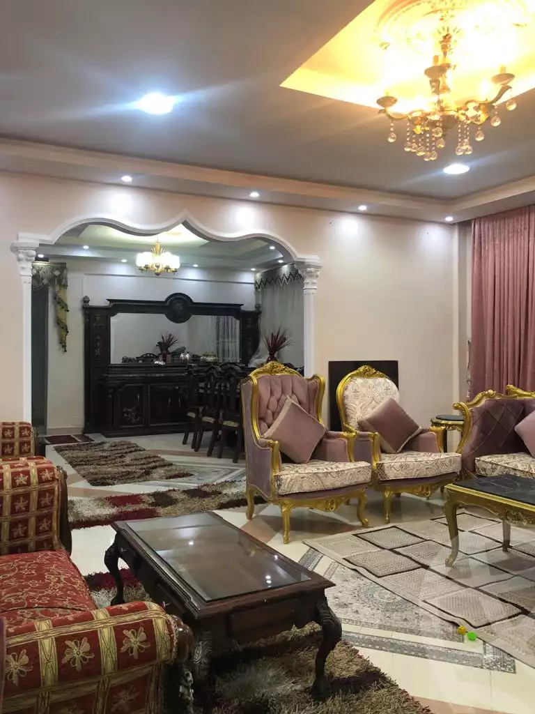 https://aqarmap.com.eg/ar/listing/6191474-for-sale-cairo-new-cairo-el-ahyaa-first-neighborhood-street-1
