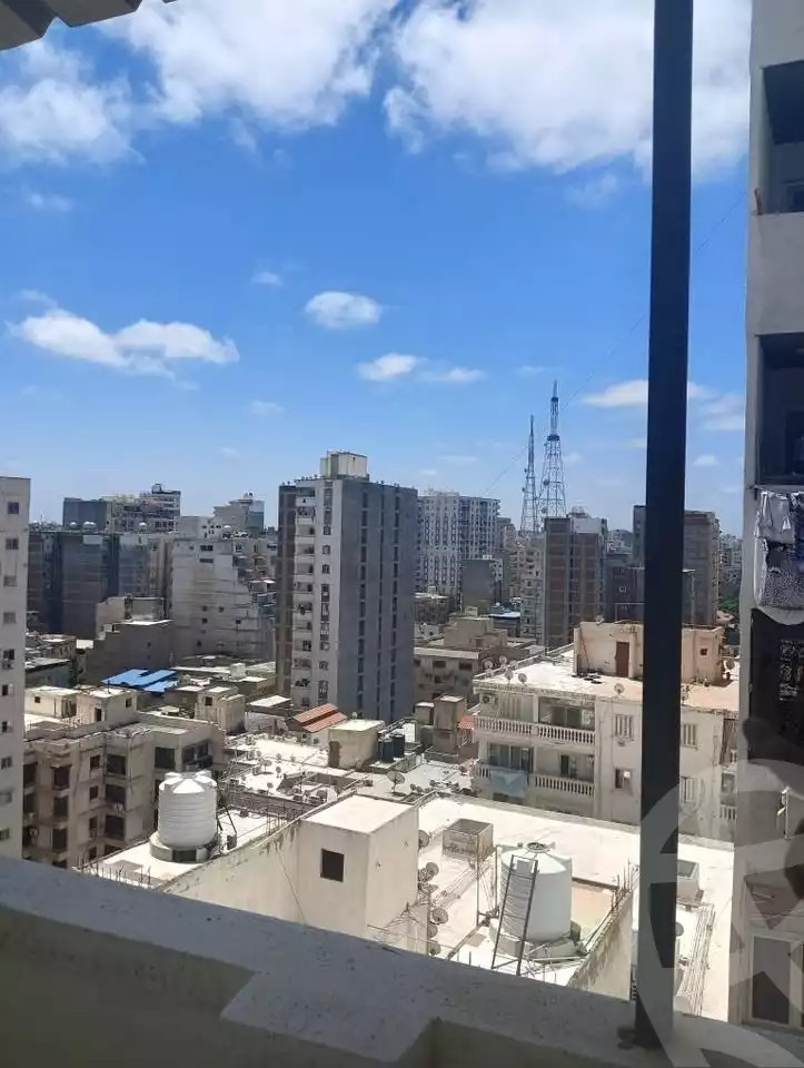 https://aqarmap.com.eg/en/listing/6191553-for-rent-alexandria-ganaklis-shr-mrtdy-bsh