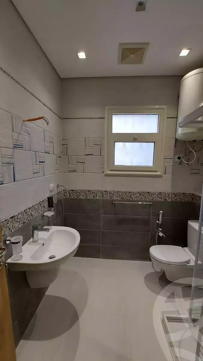 https://aqarmap.com.eg/ar/listing/6193950-for-sale-cairo-new-cairo-compounds-sephora-heights