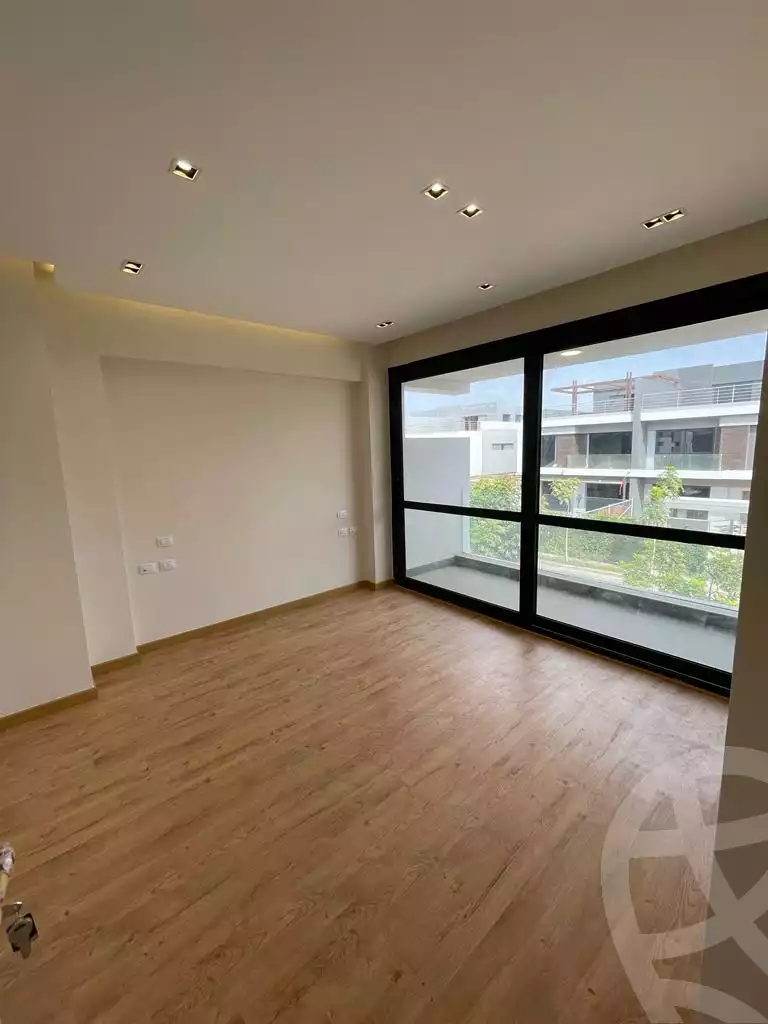 https://aqarmap.com.eg/ar/listing/6194635-for-rent-cairo-el-sheikh-zayed-city-compounds-el-patio-zahraa
