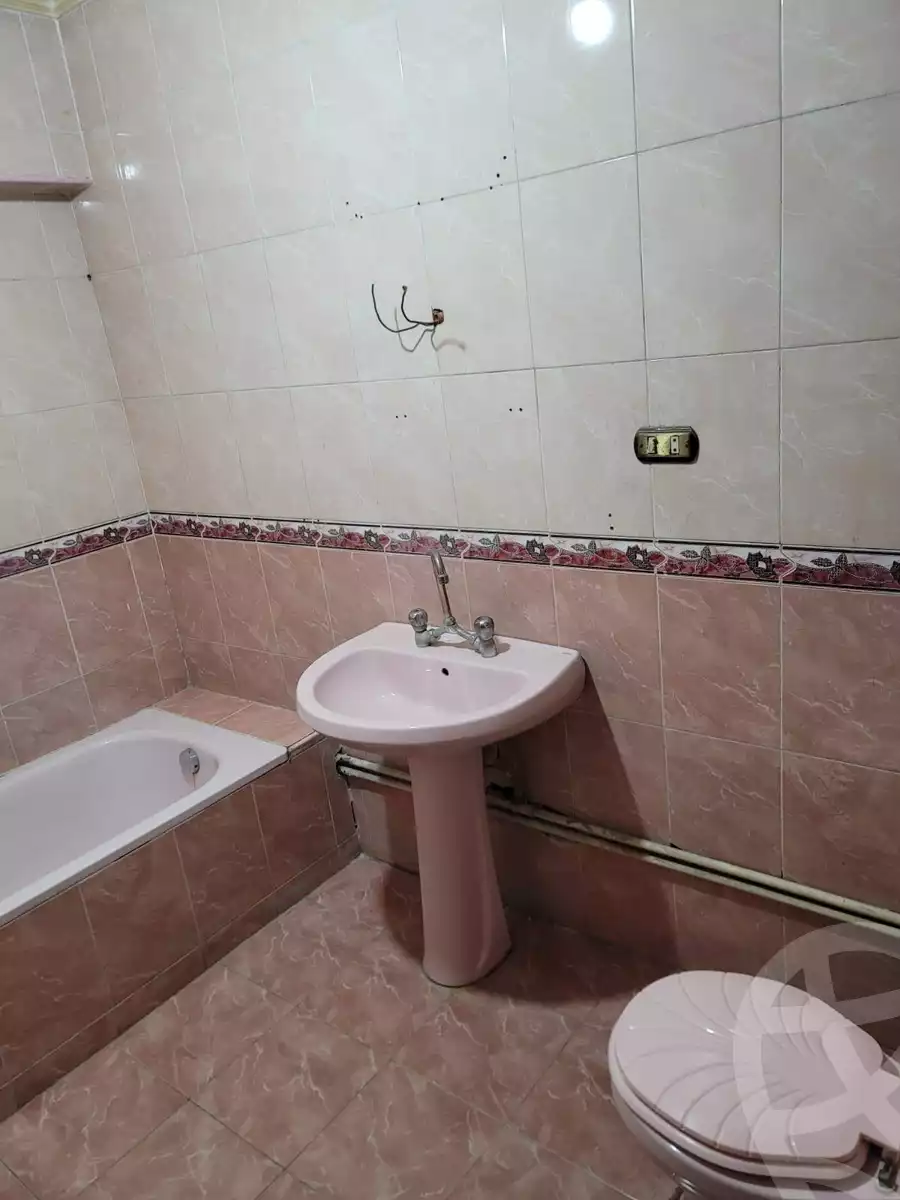 https://aqarmap.com.eg/ar/listing/6196446-for-sale-cairo-helwan-mnshy-yn-hlwn-rael-st