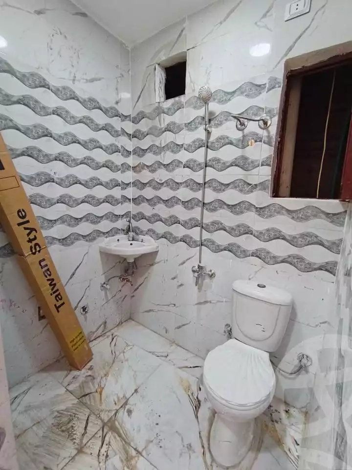 https://aqarmap.com.eg/ar/listing/6197557-for-sale-qalyubia-shubra-el-khaima-el-shareaa-el-gadid-st