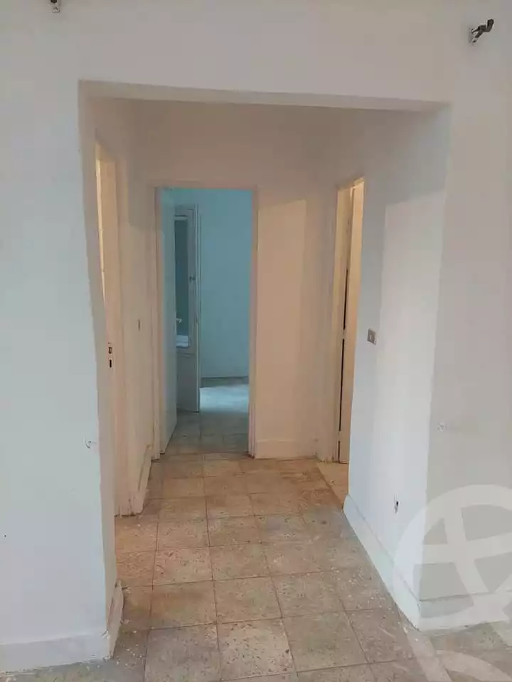 https://aqarmap.com.eg/ar/listing/6197583-for-sale-alexandria-l-jmy-lbytsh-al-andalous-wa-al-hgaz-st