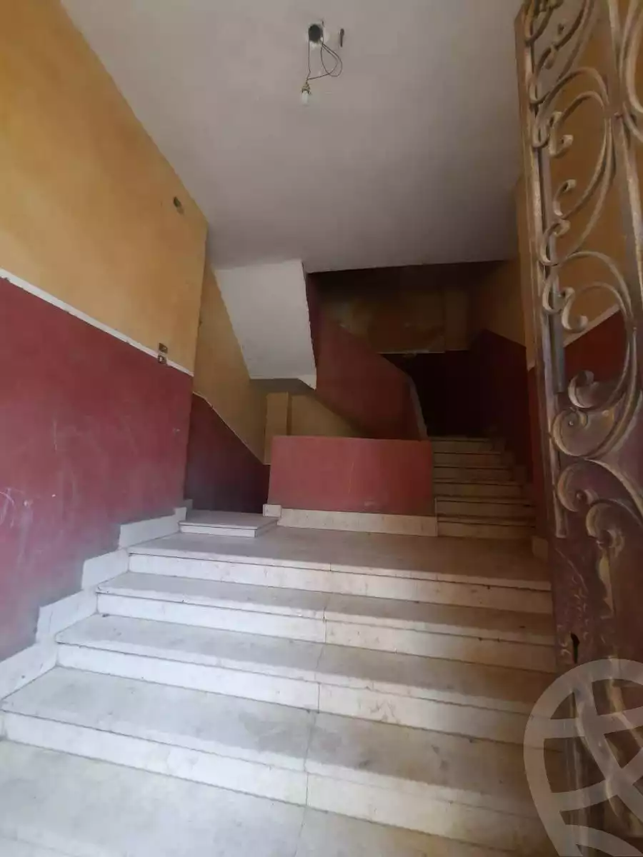 https://aqarmap.com.eg/ar/listing/6197724-for-sale-qalyubia-shubra-el-khaima-bahtim-ezbet-mourad