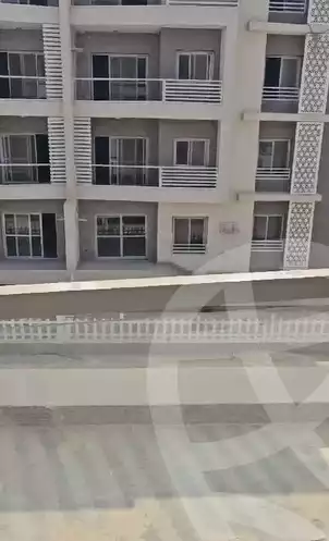 https://aqarmap.com.eg/en/listing/6198602-for-sale-cairo-el-sheikh-zayed-city-compounds-el-khamayel
