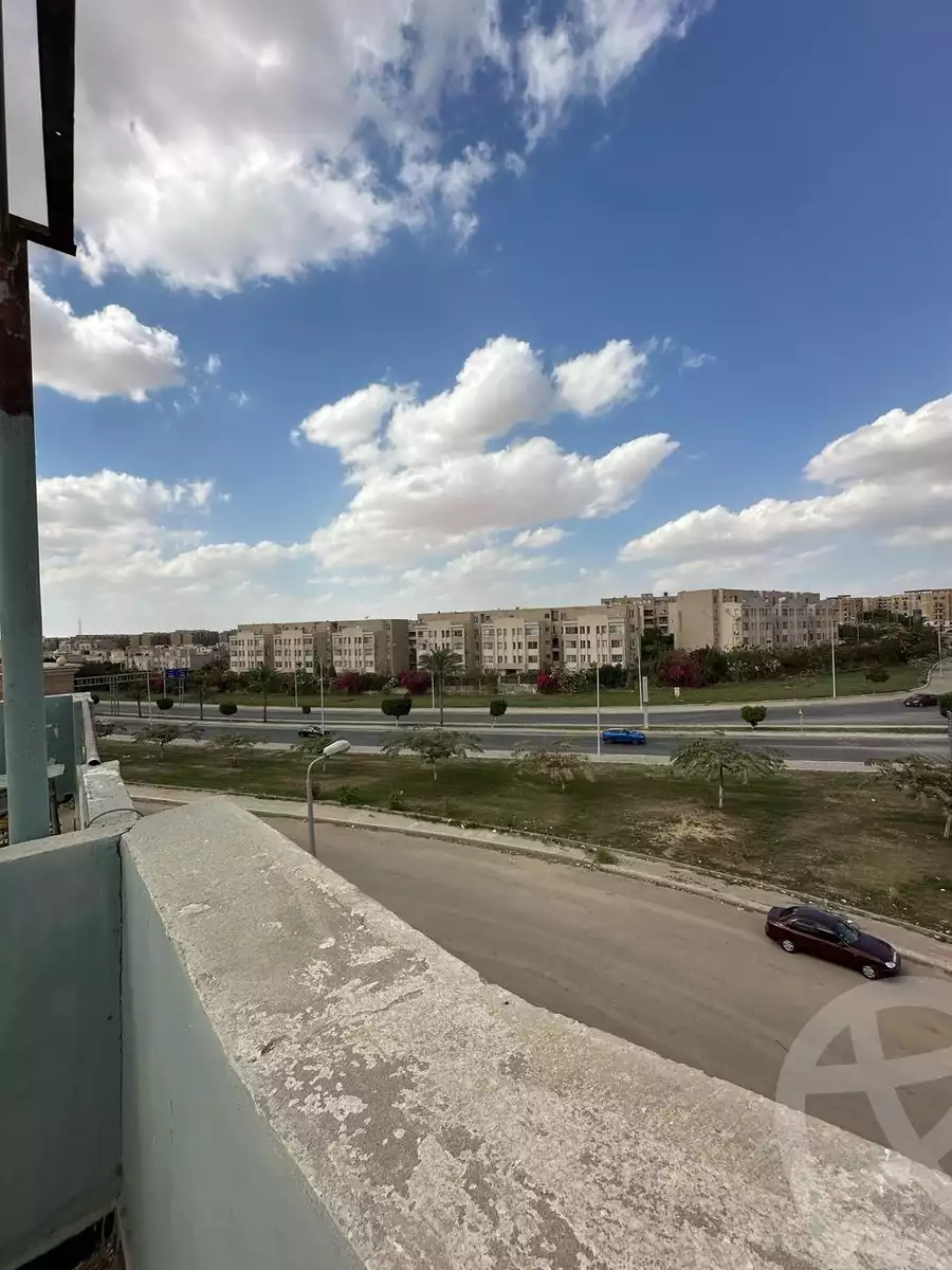 https://aqarmap.com.eg/en/listing/6198637-for-sale-cairo-el-sheikh-zayed-city-el-hay-eltaseaa-area-3