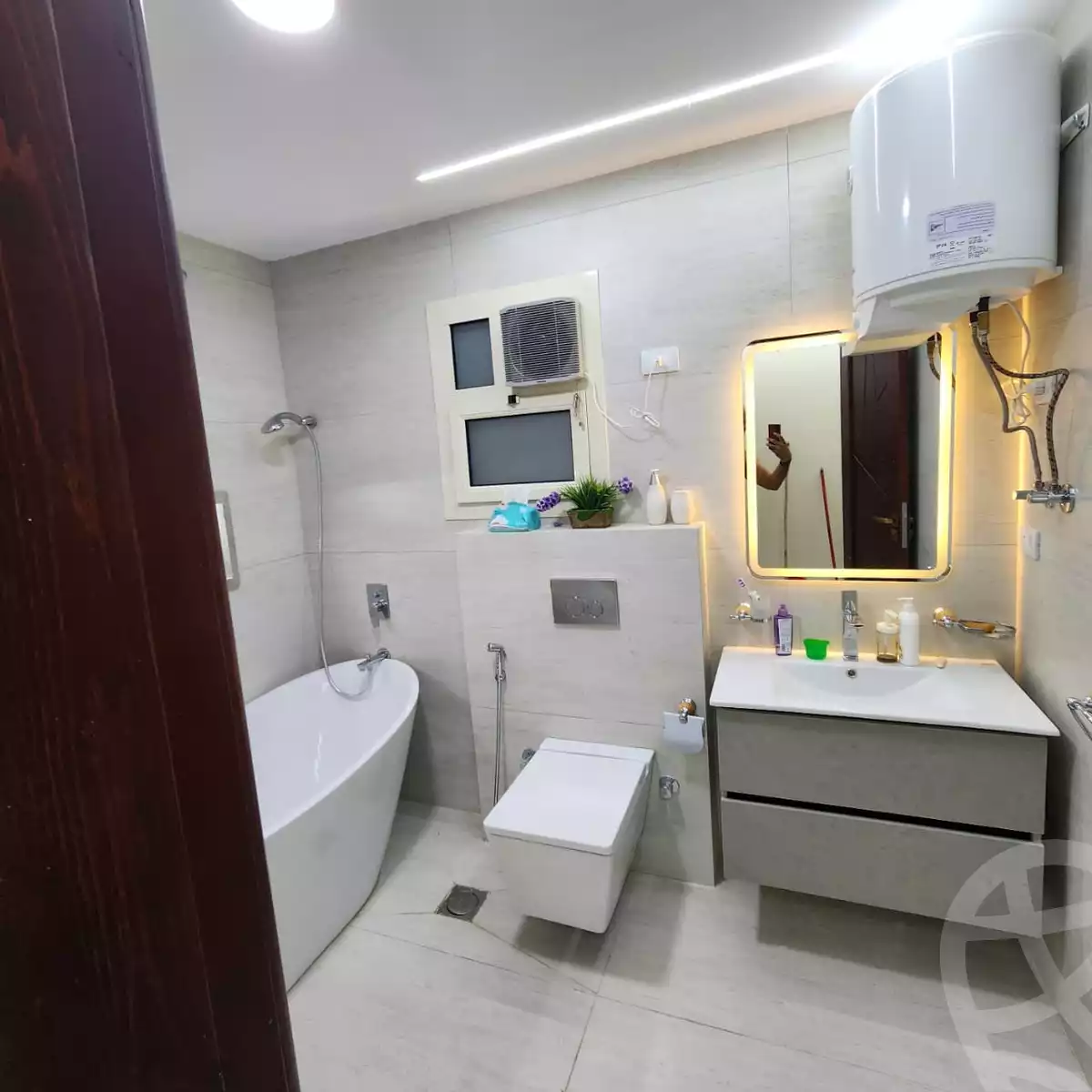 https://aqarmap.com.eg/en/listing/6198645-for-sale-cairo-el-sheikh-zayed-city-compounds-el-khamayel