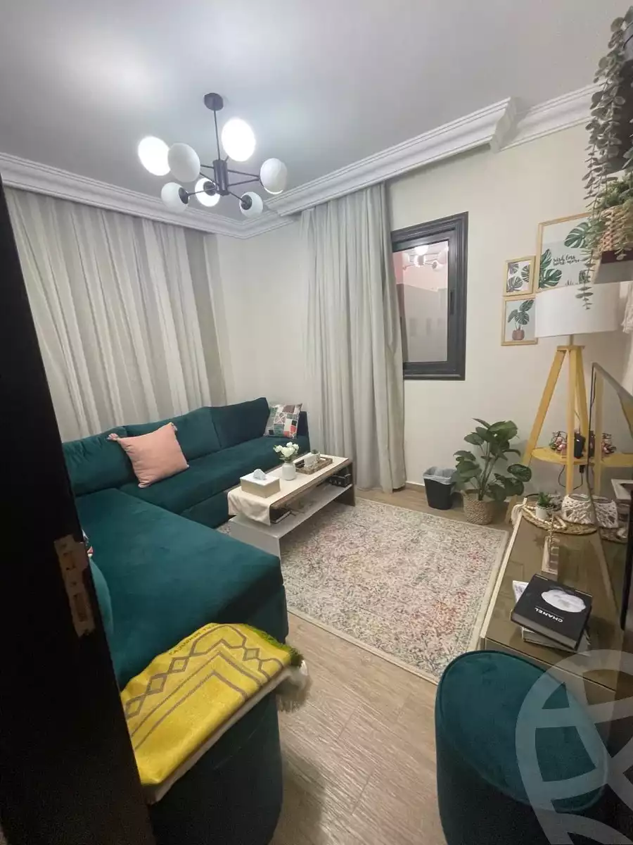 https://aqarmap.com.eg/ar/listing/6200534-for-sale-cairo-6th-of-october-hadaeq-october-kmbwnd-fy-hdyq-ktwbr-kmbwnd-brym-fynyw-mykst