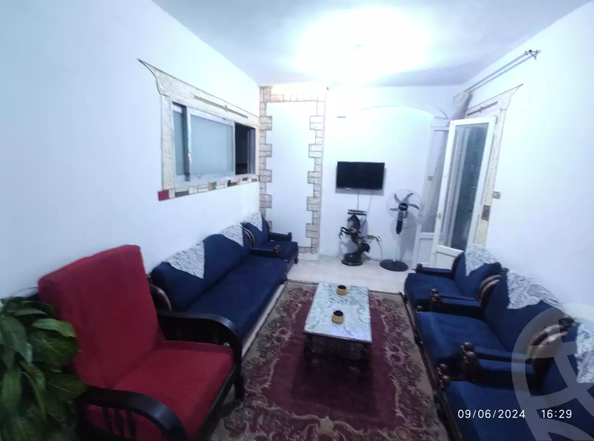 https://aqarmap.com.eg/en/listing/6200658-for-rent-alexandria-el-mandara-alex-el-mandara-bahri-sidi-kamal-st
