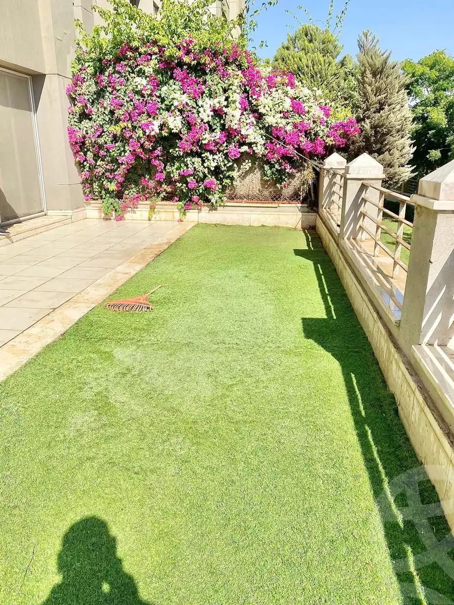 https://aqarmap.com.eg/ar/listing/6203107-for-sale-cairo-new-cairo-compounds-kmbwnd-fyldj-jyt-blm-hylz
