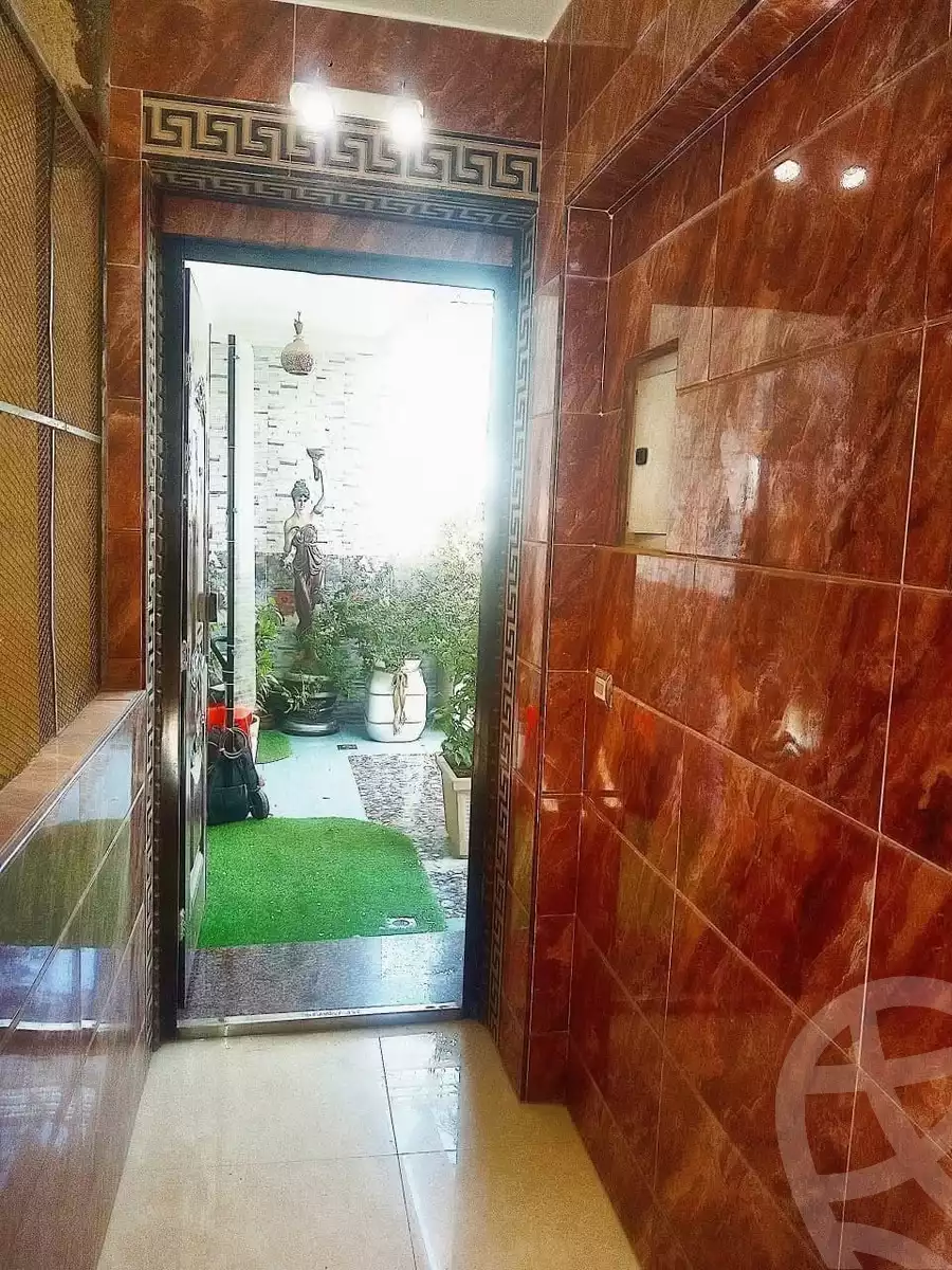 https://aqarmap.com.eg/ar/listing/6204801-for-sale-cairo-ain-shams-ahmed-esmat-st