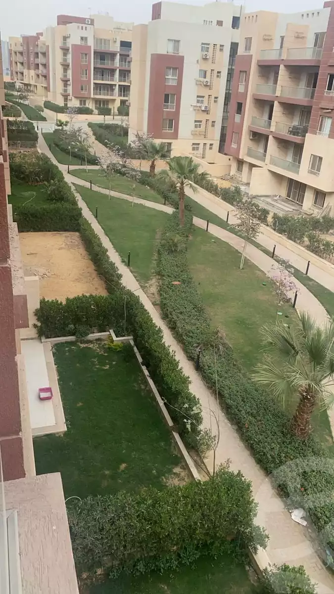 https://aqarmap.com.eg/en/listing/6206528-for-sale-cairo-new-cairo-compounds-brwmynd-ryzydns-wdy-djl-llttwyr