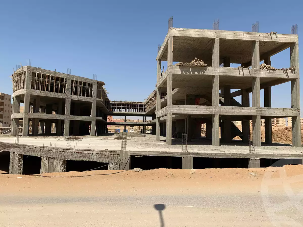 https://aqarmap.com.eg/ar/listing/6206711-for-sale-cairo-6th-of-october-hadaeq-october-kmbwnd-fy-hdyq-ktwbr-regency-mall
