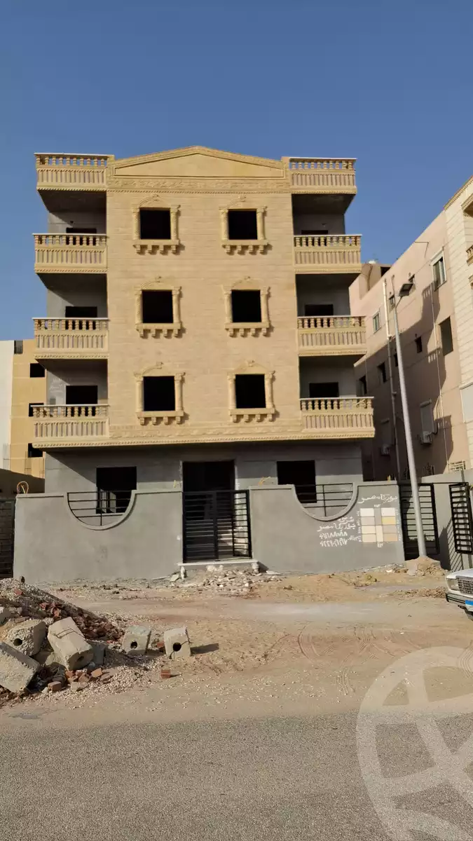 https://aqarmap.com.eg/ar/listing/6206794-for-sale-cairo-badr-city-hai-el-ashgar-featured-neighborhood-bait-el-watan-rd