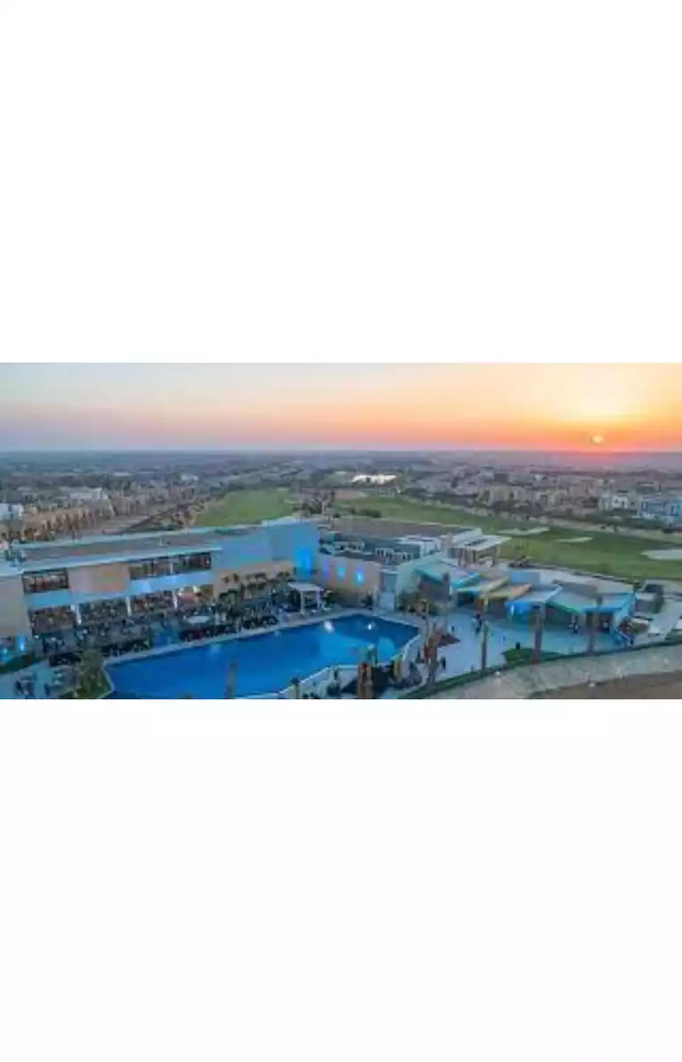 https://aqarmap.com.eg/ar/listing/6208292-for-sale-cairo-el-sheikh-zayed-city-compounds-kmbwnd-ljry-swdyk