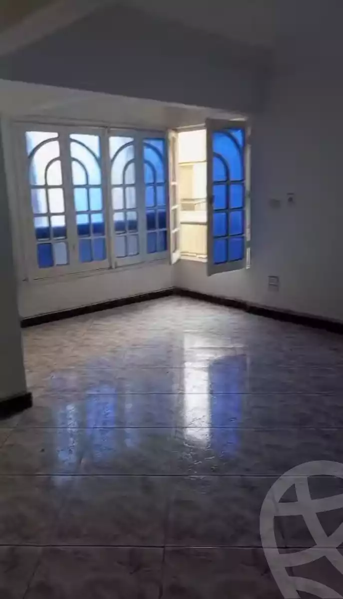 https://aqarmap.com.eg/en/listing/6208333-for-sale-cairo-el-zaytun-hlmy-lzytwn-ibn-el-hakam-sq