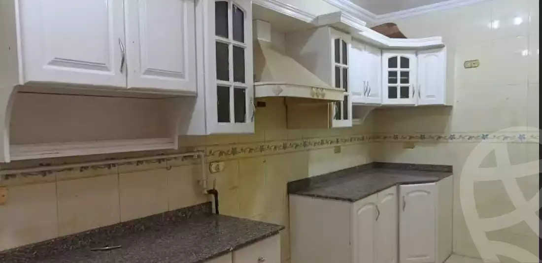 https://aqarmap.com.eg/ar/listing/6208703-for-rent-alexandria-sidi-gaber
