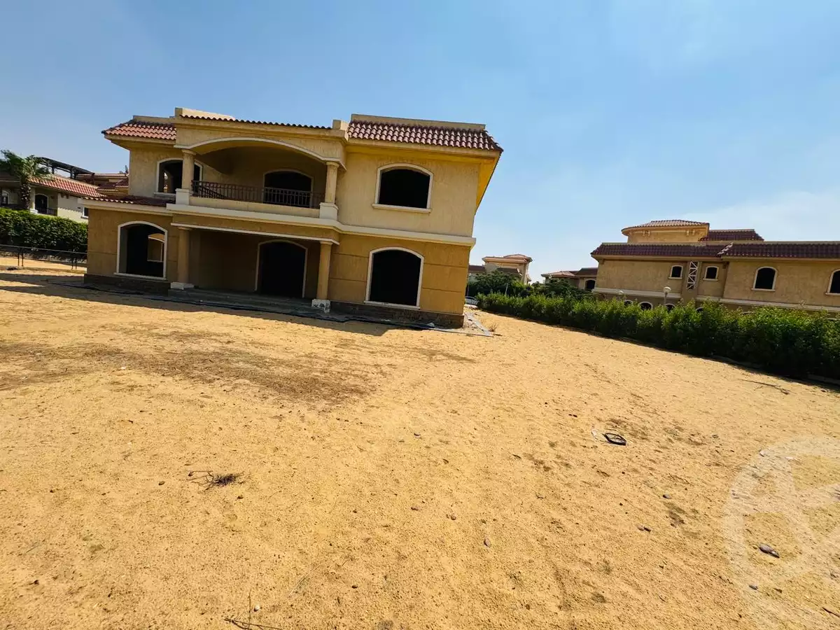 https://aqarmap.com.eg/ar/listing/6209369-for-sale-cairo-new-cairo-madinaty-lmntq-lkhms-fylt-group-18