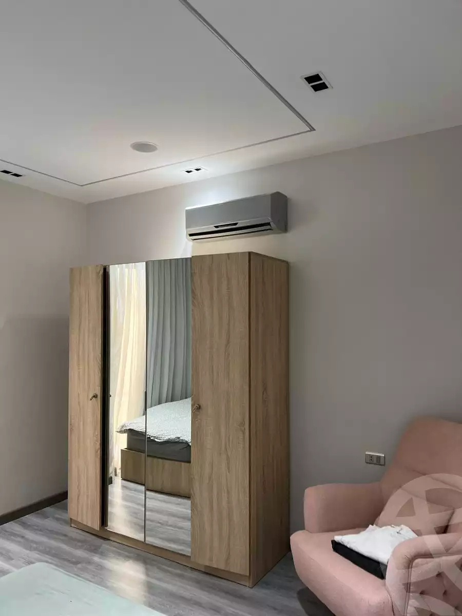 https://aqarmap.com.eg/en/listing/6209732-for-rent-cairo-new-cairo-compounds-lakeview-residence
