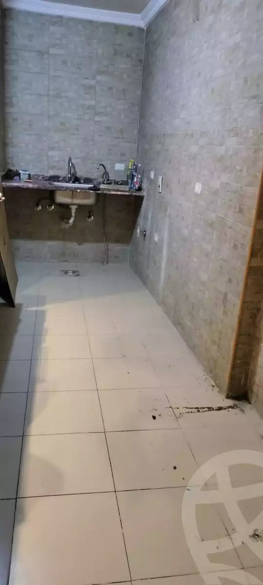 https://aqarmap.com.eg/en/listing/6211808-for-sale-cairo-downtown-bab-el-loaa-noubar-st