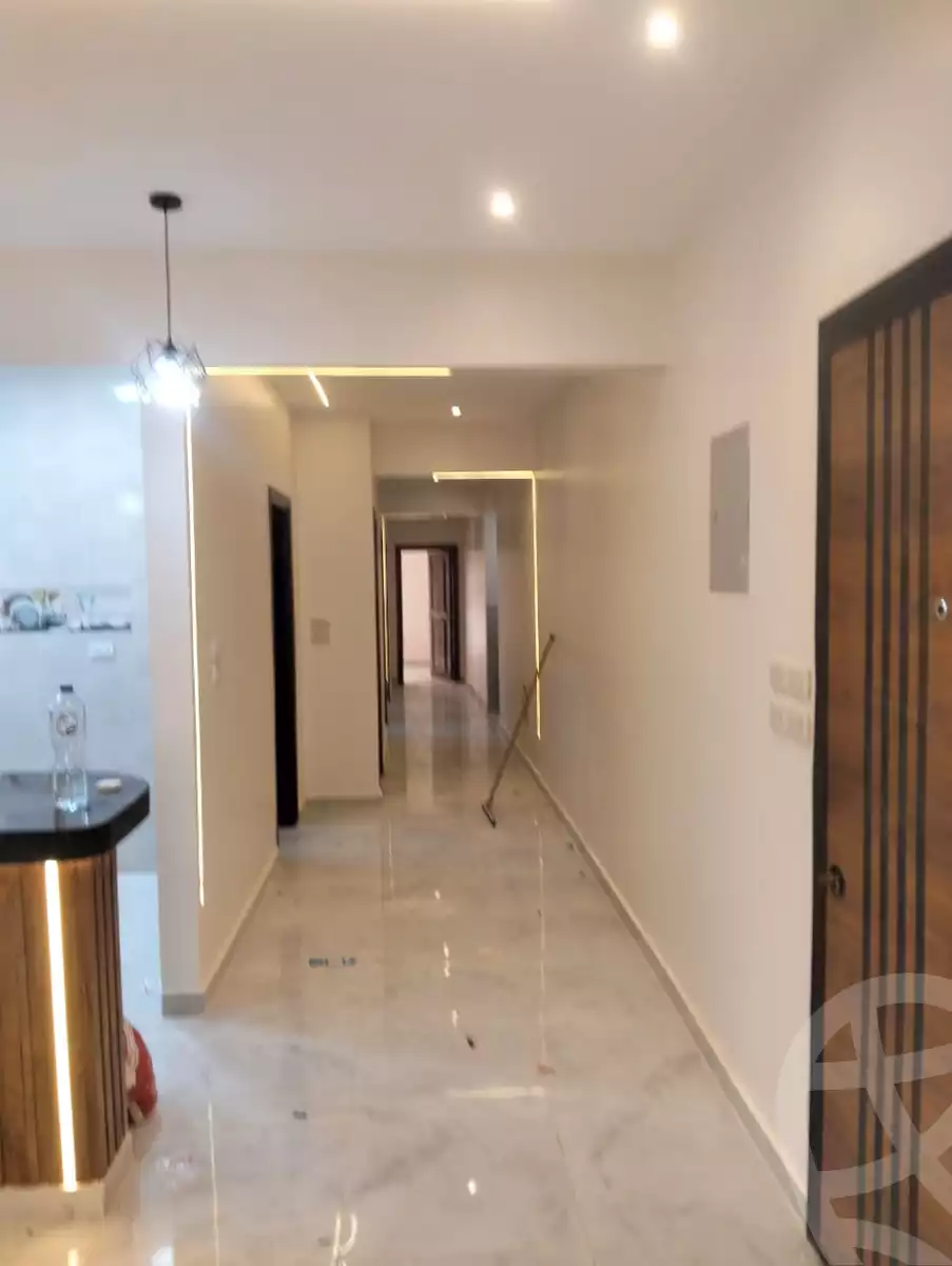 https://aqarmap.com.eg/ar/listing/6211921-for-sale-cairo-el-shorouk-lhy-lthlth-shrq-neighbourhood-2
