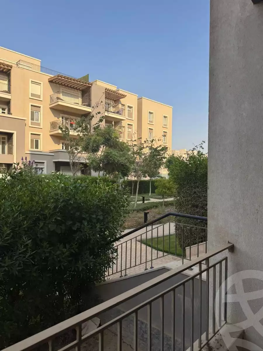 https://aqarmap.com.eg/ar/listing/6212369-for-sale-cairo-6th-of-october-compounds-october-plaza