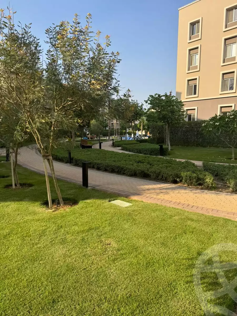 https://aqarmap.com.eg/ar/listing/6212369-for-sale-cairo-6th-of-october-compounds-october-plaza