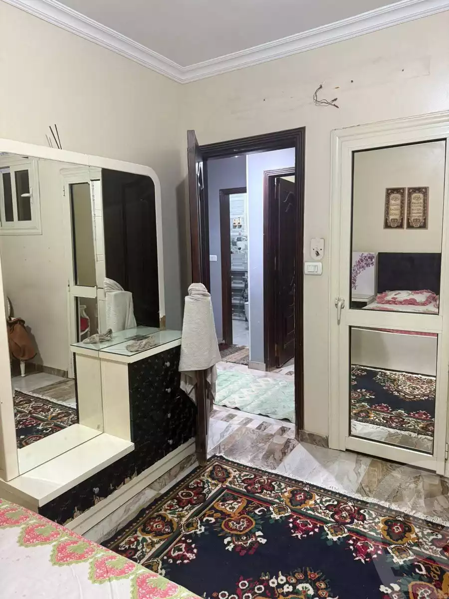 https://aqarmap.com.eg/ar/listing/6213630-for-sale-cairo-helwan-hadayek-helwan-nile-corniche-st