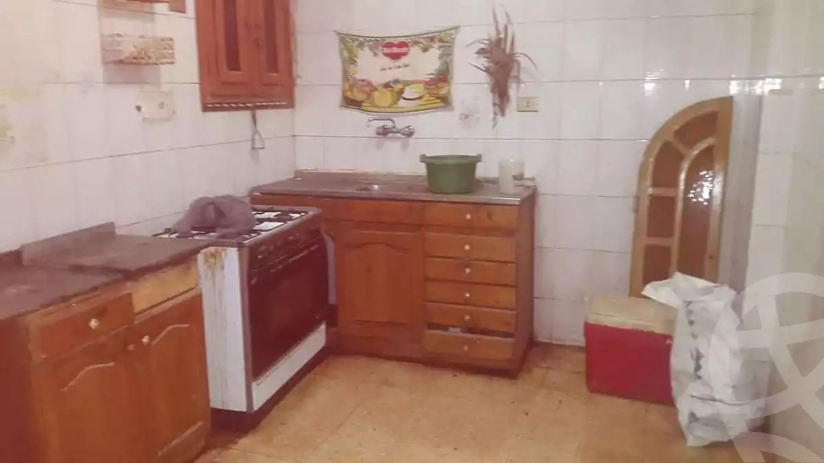 https://aqarmap.com.eg/ar/listing/6214857-for-sale-cairo-helwan-helwan-el-sharkeya-heidar-st
