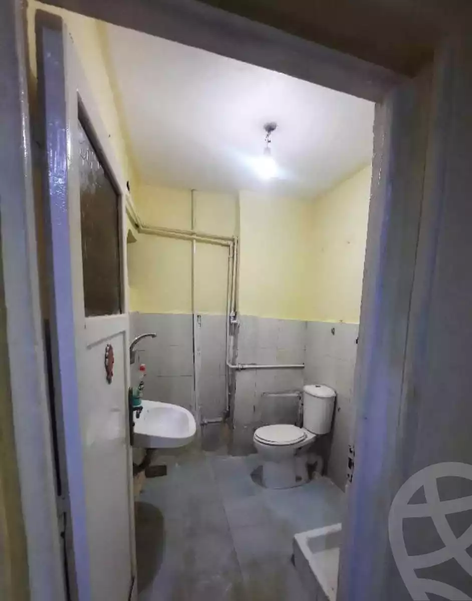 https://aqarmap.com.eg/en/listing/6215117-for-sale-cairo-15th-of-may-mjwr-6