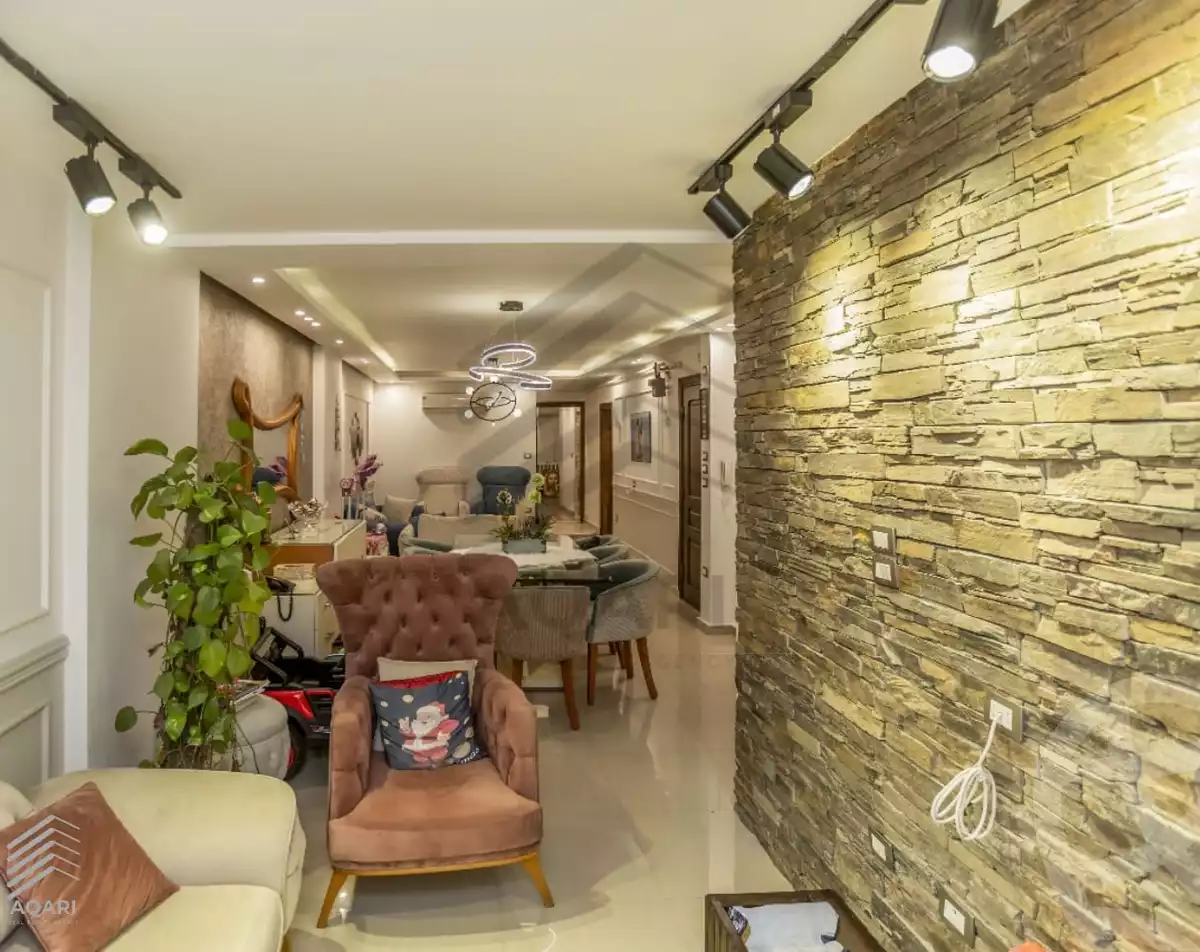 https://aqarmap.com.eg/en/listing/6216417-for-sale-alexandria-lauran-shr-bw-qyr-tryq-lhry