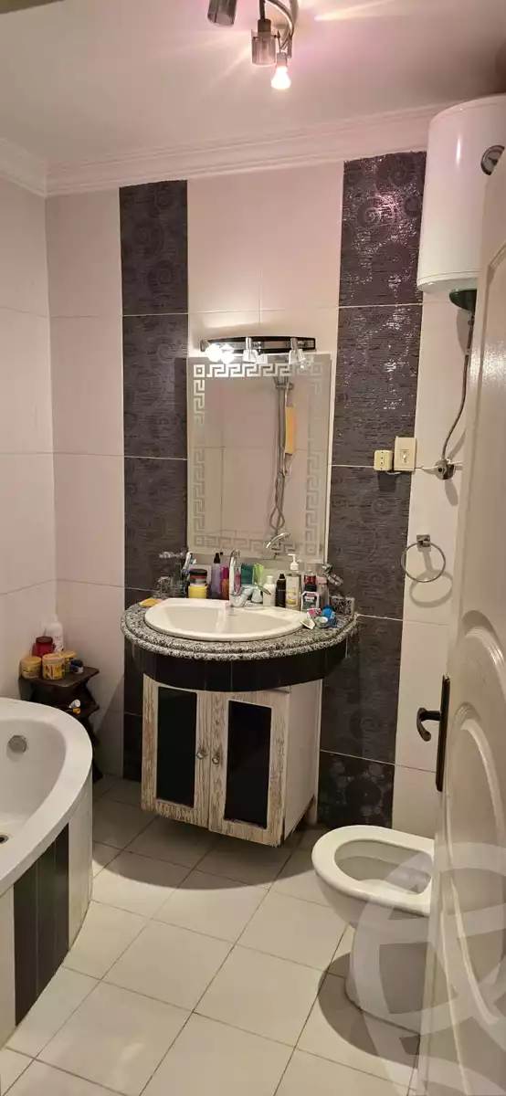 https://aqarmap.com.eg/ar/listing/6216587-for-sale-cairo-el-maadi-compounds-darna-compound