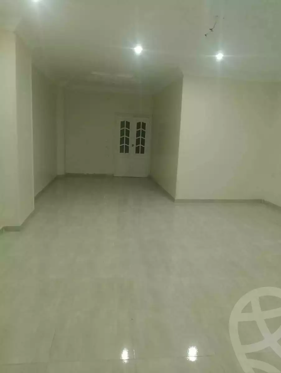 https://aqarmap.com.eg/ar/listing/6219051-for-rent-sharqia-zagazig-zagazig-city-el-eshreen-st