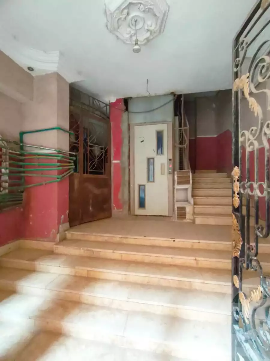 https://aqarmap.com.eg/ar/listing/6219436-for-sale-qalyubia-shubra-el-khaima-om-bayoumi