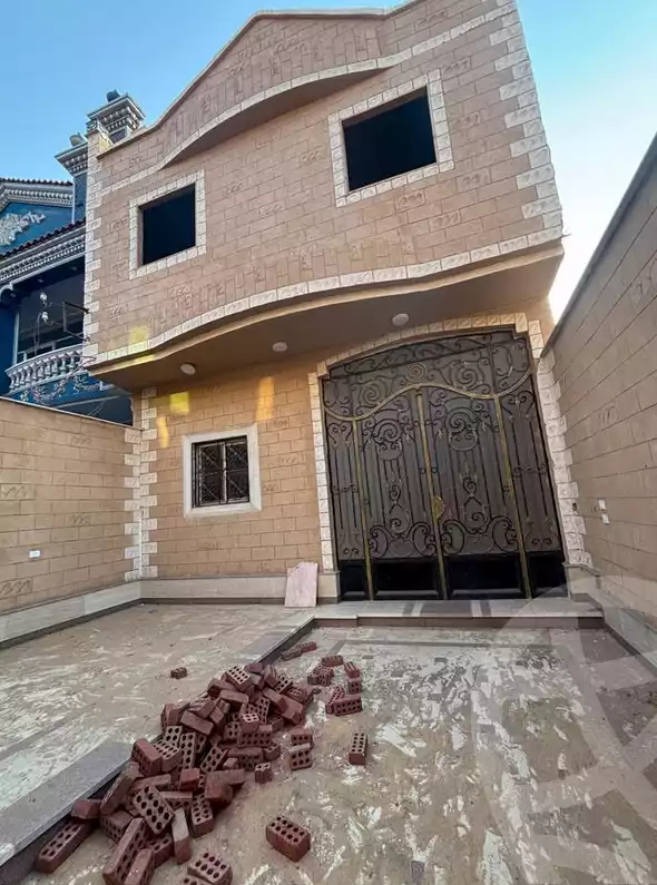 https://aqarmap.com.eg/en/listing/6220256-for-sale-qalyubia-qlioub-blqs