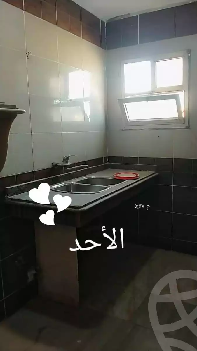 https://aqarmap.com.eg/en/listing/6221102-for-sale-cairo-helwan-hadayek-helwan-el-gaish