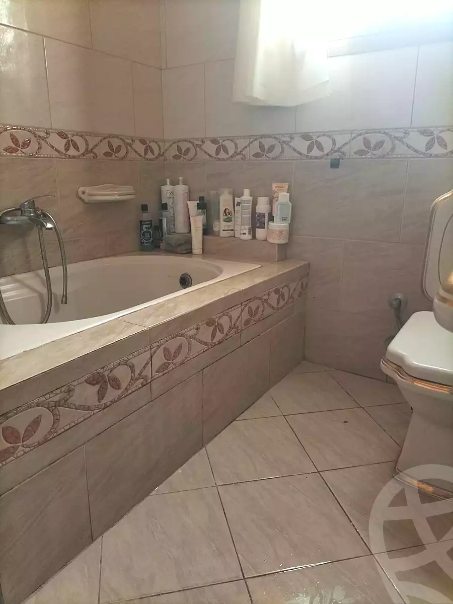 https://aqarmap.com.eg/en/listing/6221951-for-sale-alexandria-l-jmy-shataa-el-nakheel-el-zahraa-st