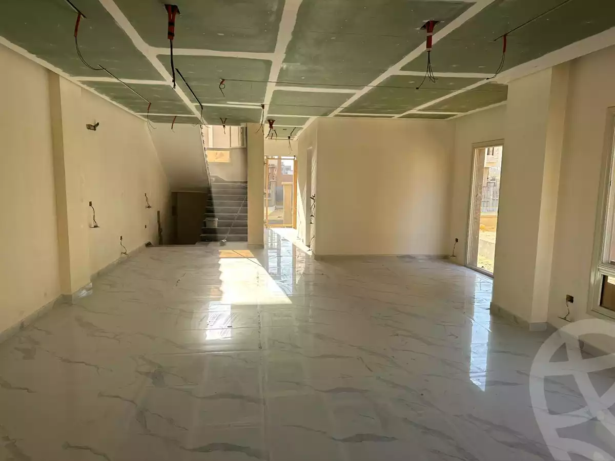 https://aqarmap.com.eg/ar/listing/6222546-for-sale-cairo-el-sheikh-zayed-city-lshykh-zyd-ljdyd-toya-compound-al-tholathea