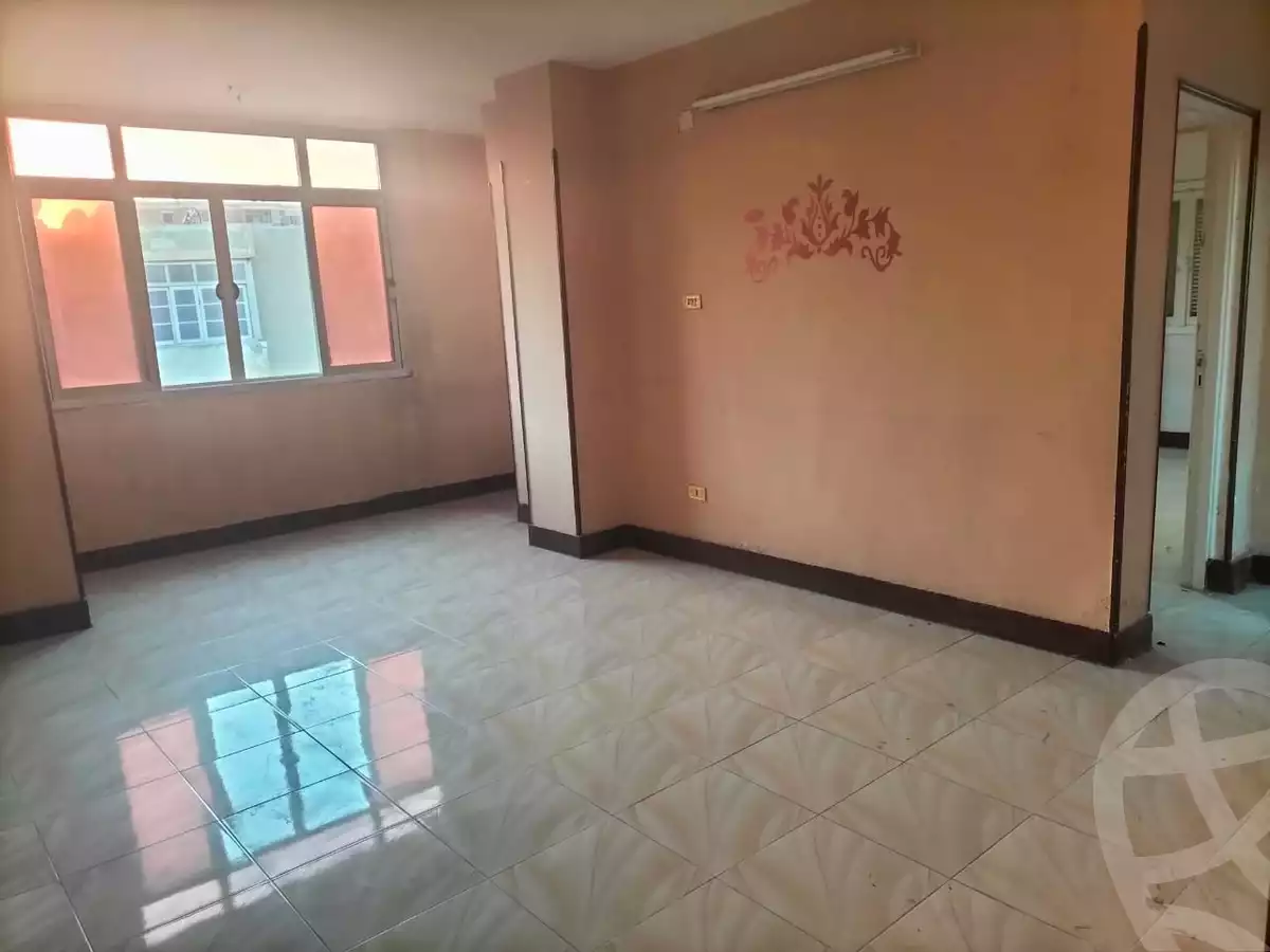 https://aqarmap.com.eg/en/listing/6225466-for-sale-cairo-15th-of-may-mjwr-4