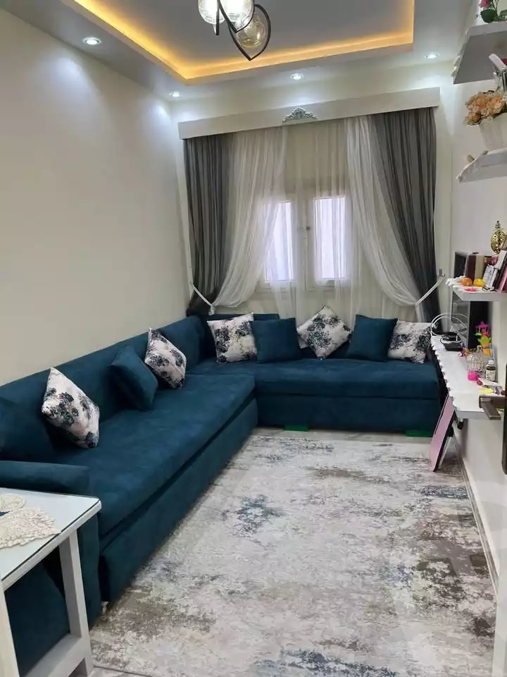 https://aqarmap.com.eg/ar/listing/6225515-for-sale-alexandria-moharram-bey-kanal-al-mahmoudeya-al-bahri-st