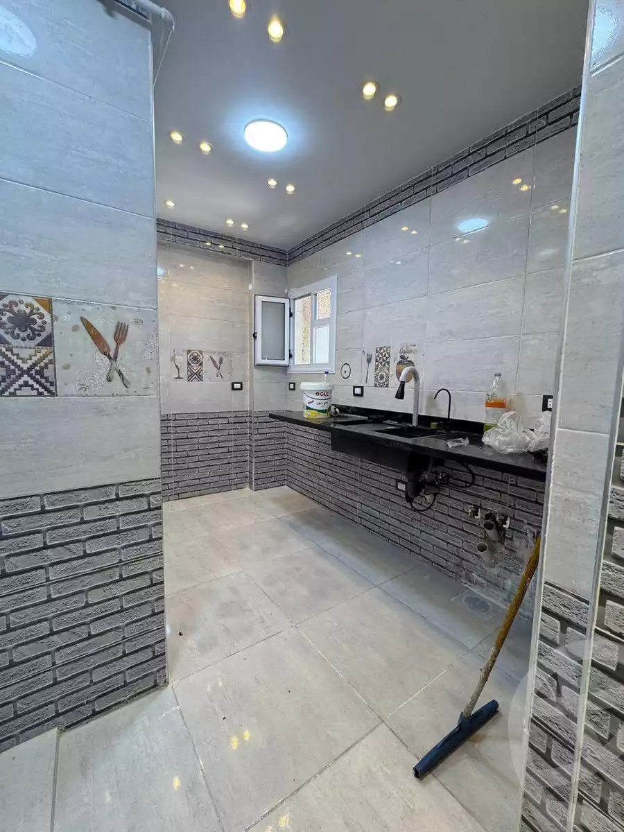 https://aqarmap.com.eg/en/listing/6226725-for-sale-alexandria-bahray-el-anfoshy-al-gomrok-al-kadem-st