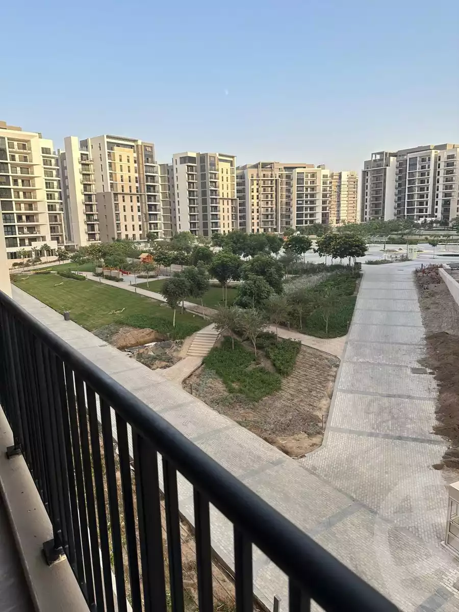 https://aqarmap.com.eg/en/listing/6229644-for-rent-cairo-el-sheikh-zayed-city-compounds-zyd-wr-llttwyr-park-towers-zed-el-sheikh-zayed-compound