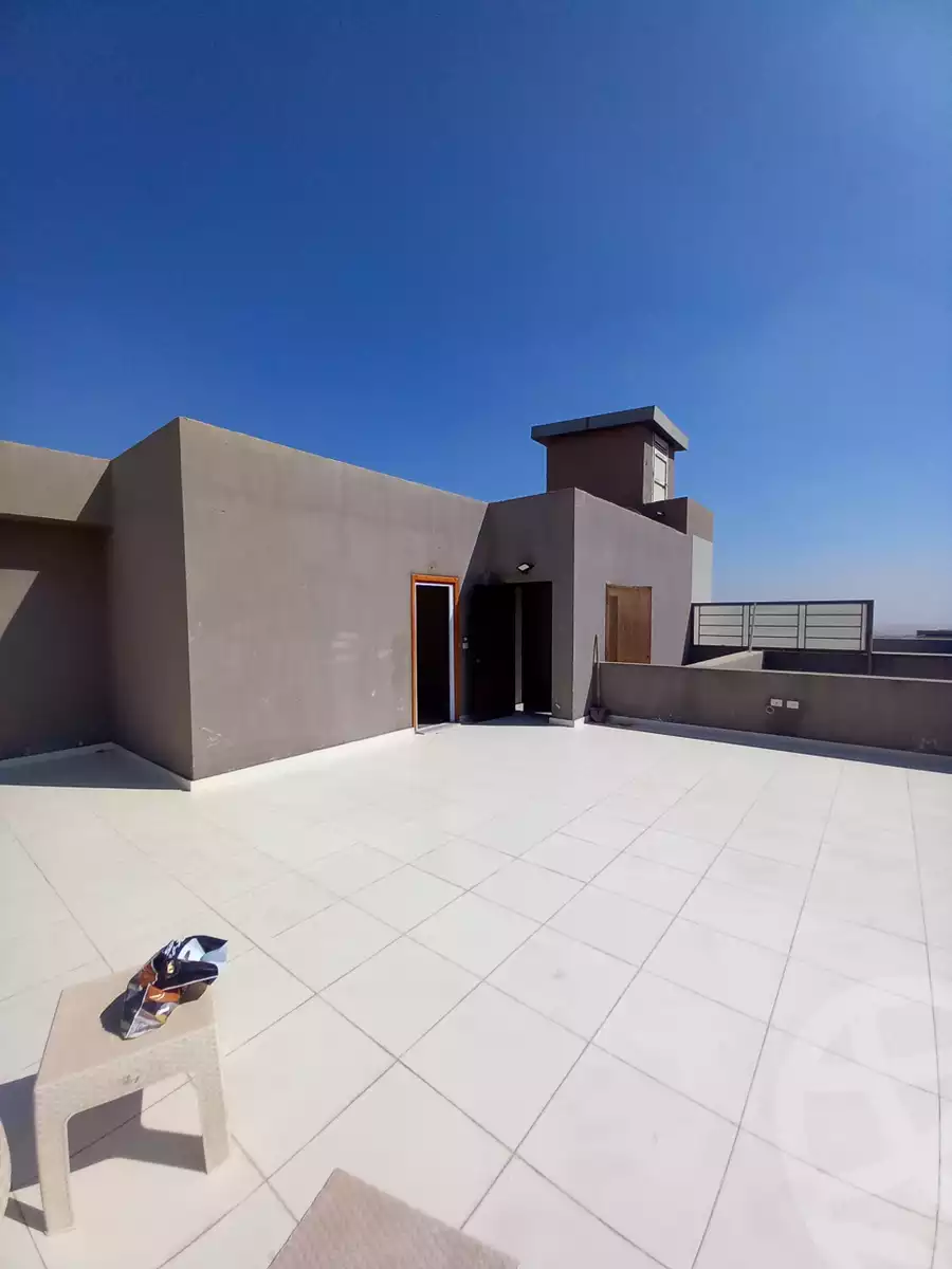 https://aqarmap.com.eg/en/listing/6229702-for-rent-cairo-el-sheikh-zayed-city-compounds-zayed-regency