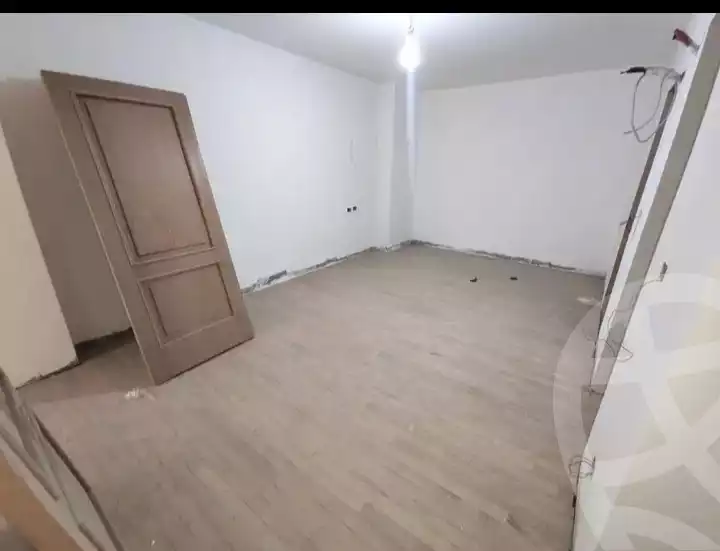 https://aqarmap.com.eg/en/listing/6231842-for-sale-alexandria-zezenia