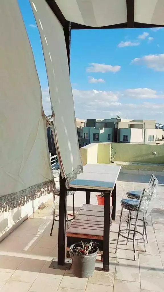https://aqarmap.com.eg/en/listing/6231921-for-rent-cairo-6th-of-october-compounds-palm-parks