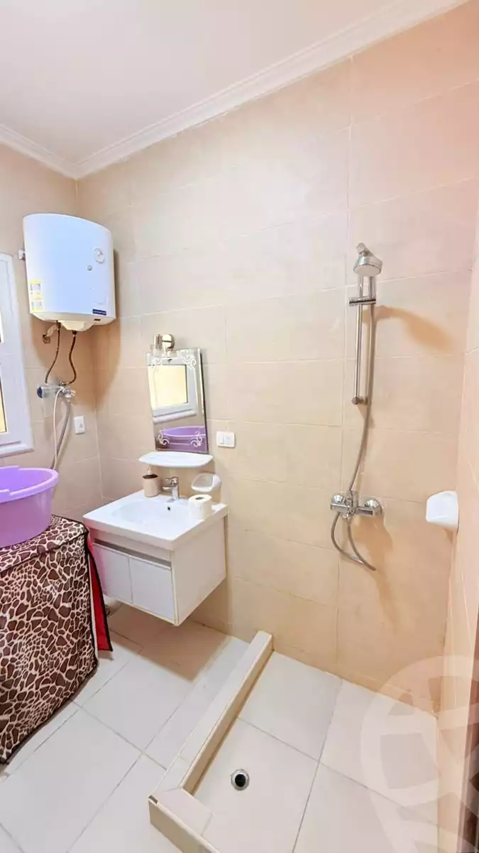 https://aqarmap.com.eg/en/listing/6232426-for-rent-north-coast-resorts-amwaj-amwaj-1