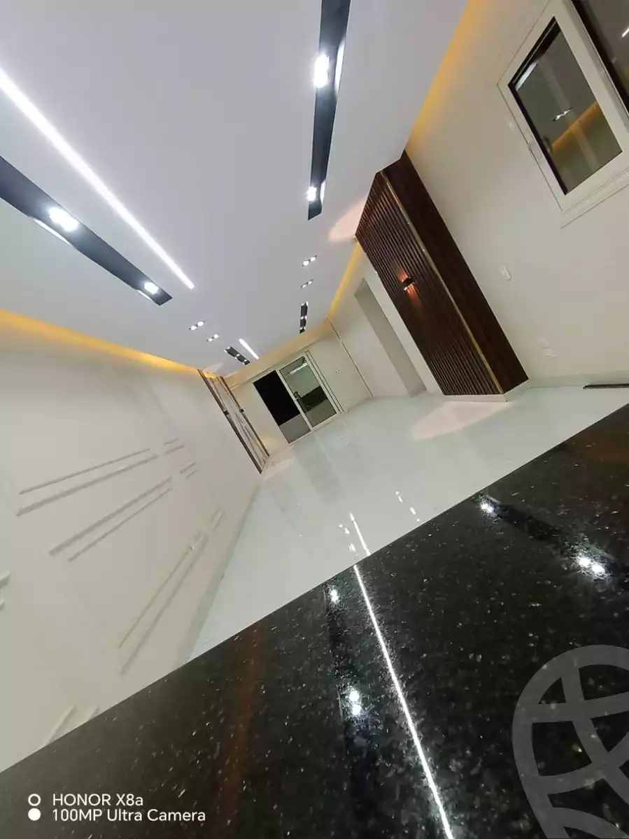 https://aqarmap.com.eg/ar/listing/6232705-for-sale-cairo-helwan-helwan-el-sharkeya-abd-el-rahman-pasha-st