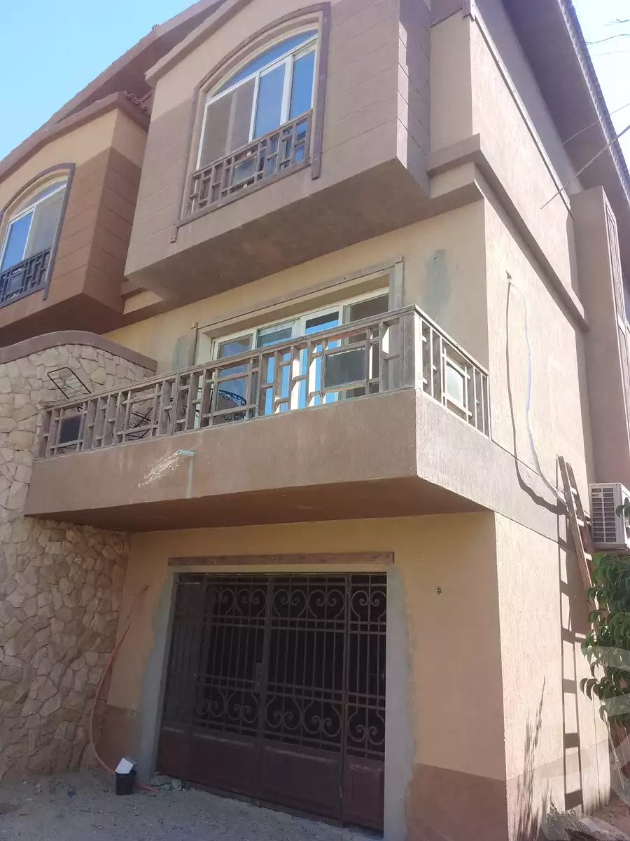 https://aqarmap.com.eg/ar/listing/6233673-for-sale-cairo-6th-of-october-el-tawsaat-el-shamalya-touristic-first-area