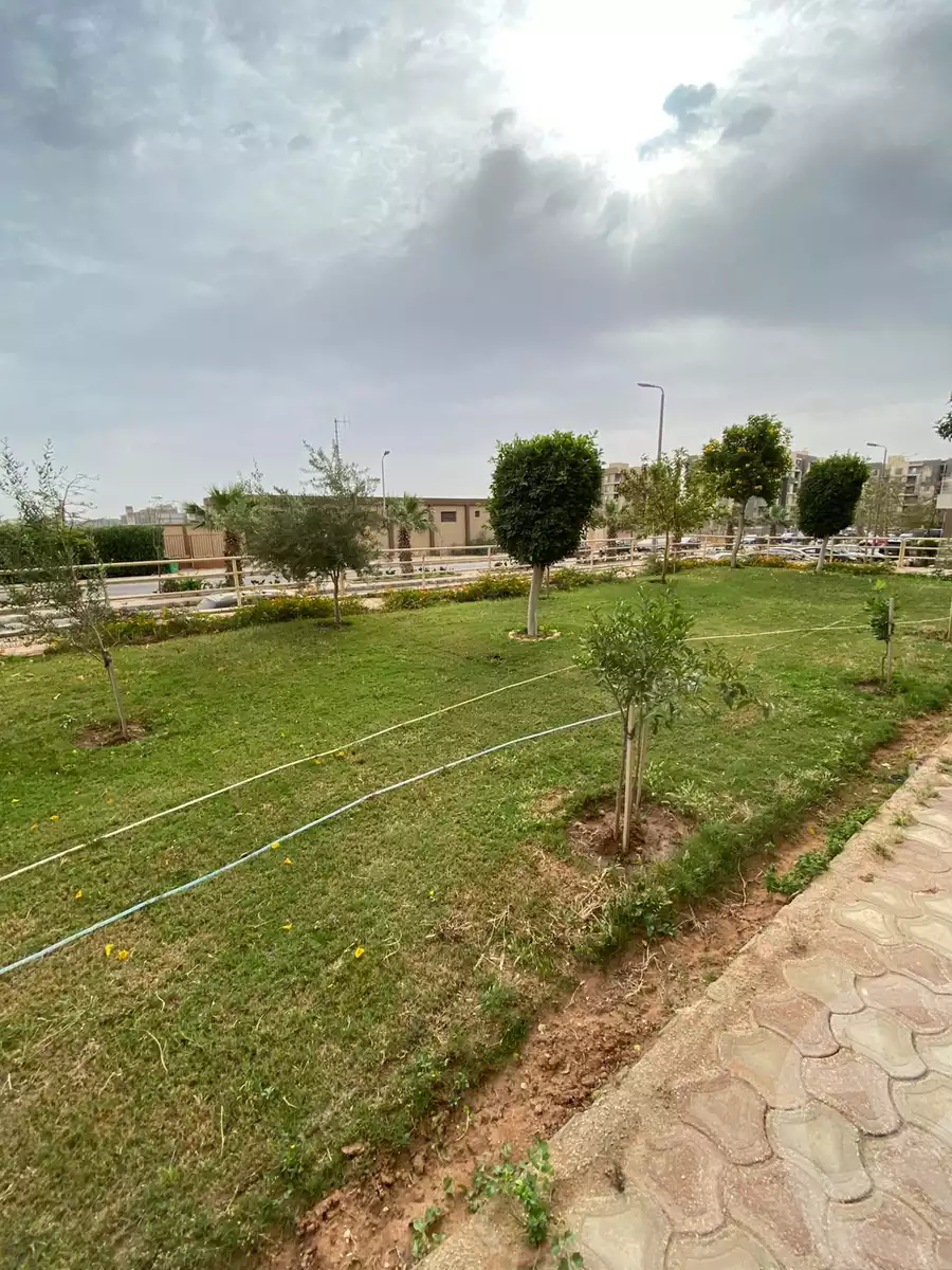 https://aqarmap.com.eg/en/listing/6233932-for-sale-cairo-6th-of-october-hadaeq-october-kmbwnd-fy-hdyq-ktwbr-dar-misr