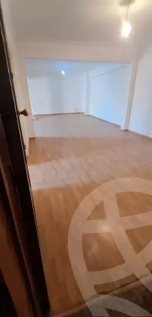 https://aqarmap.com.eg/ar/listing/6234005-for-sale-alexandria-l-jmy-lbytsh-al-samalehy-1-st